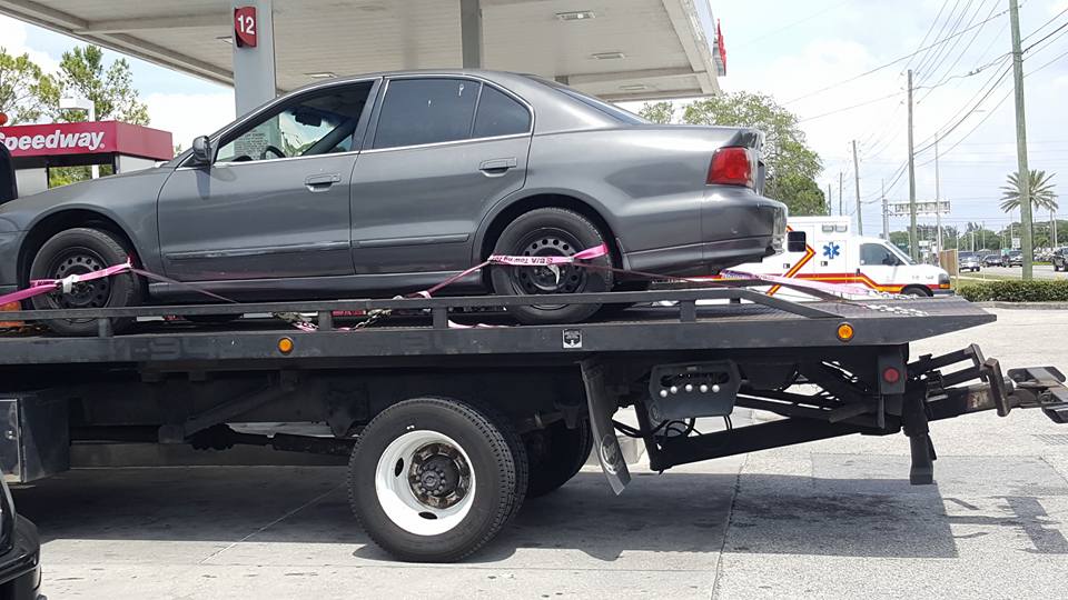 this image shows towing services in Coconut Creek, FL