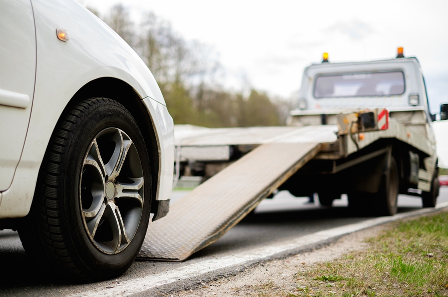 this image shows towing services in Coconut Creek, FL